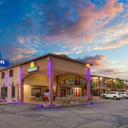Days Inn By Wyndham Alamogordo White Sands Εξωτερικό φωτογραφία