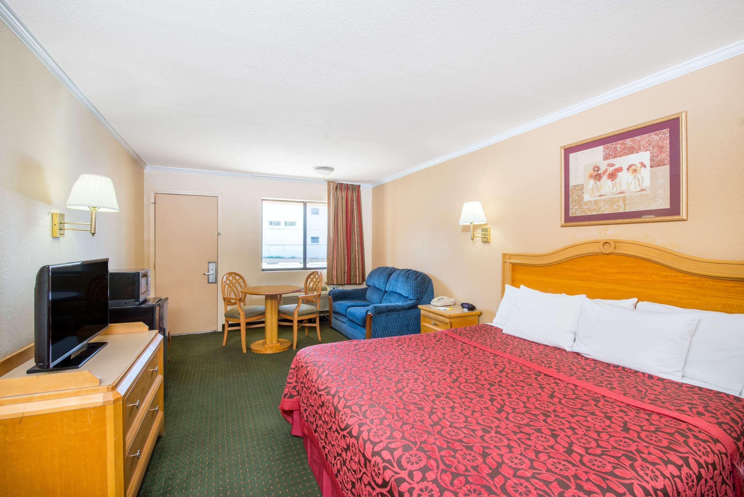 Days Inn By Wyndham Alamogordo White Sands Εξωτερικό φωτογραφία