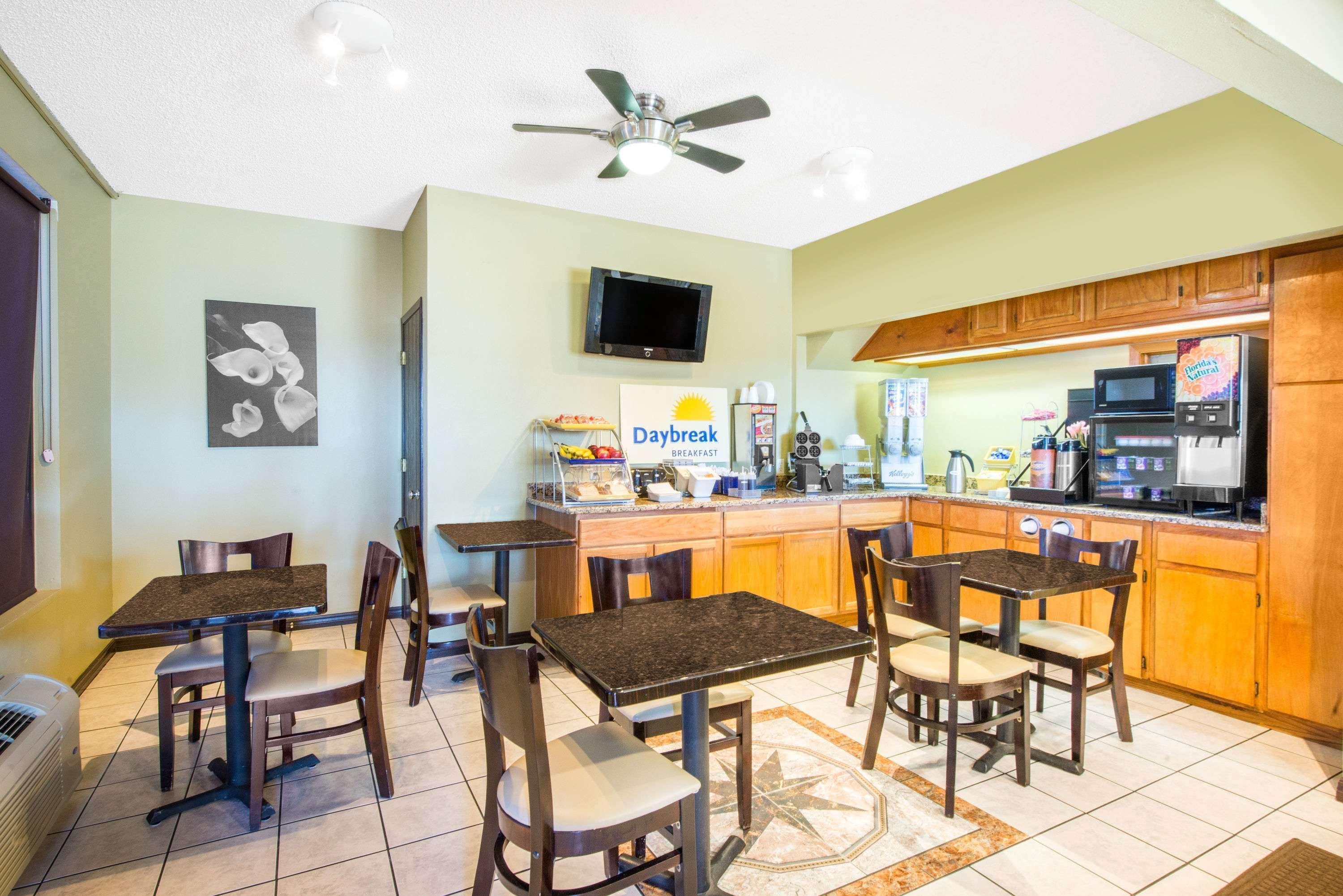 Days Inn By Wyndham Alamogordo White Sands Εξωτερικό φωτογραφία