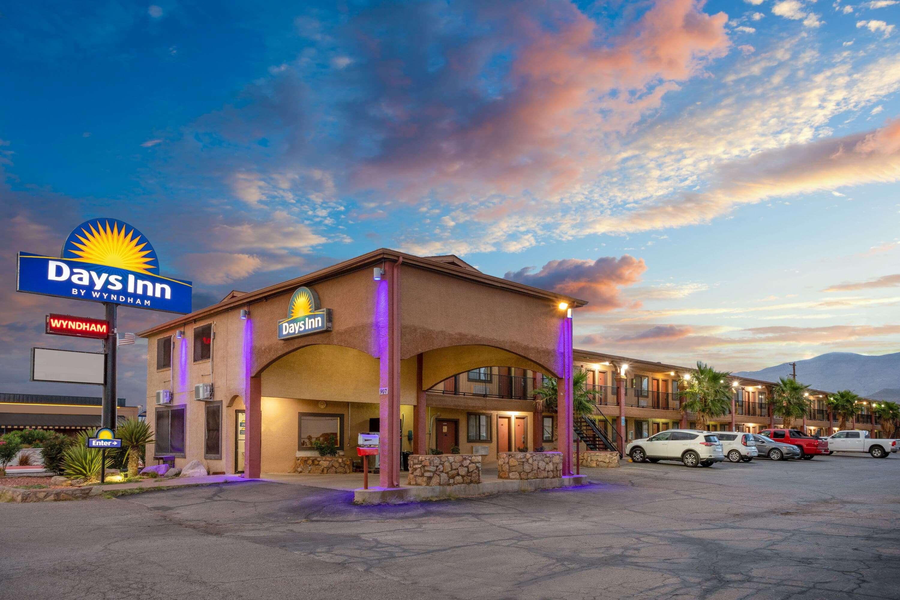 Days Inn By Wyndham Alamogordo White Sands Εξωτερικό φωτογραφία